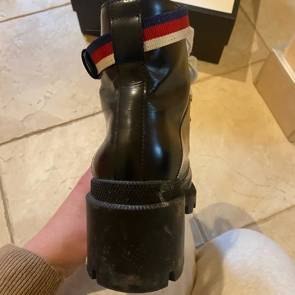 Gucci Leather ankle boot with Sylvie Web - Picture 6 of 12